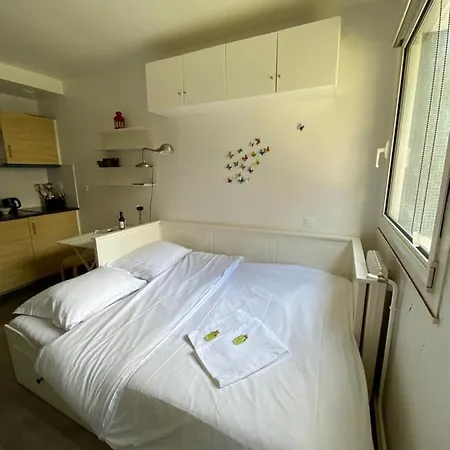 Cosy Studio Eiffel Tower Champs De Mars * Parigi
