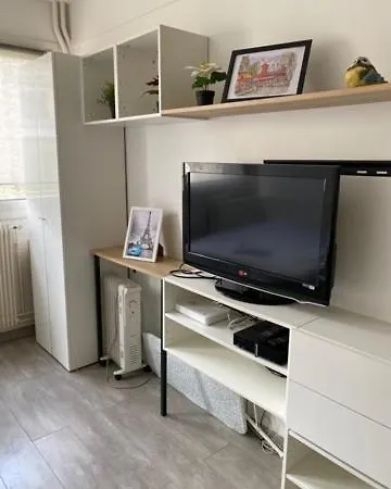 Cosy Studio Eiffel Tower Champs De Mars * Parigi